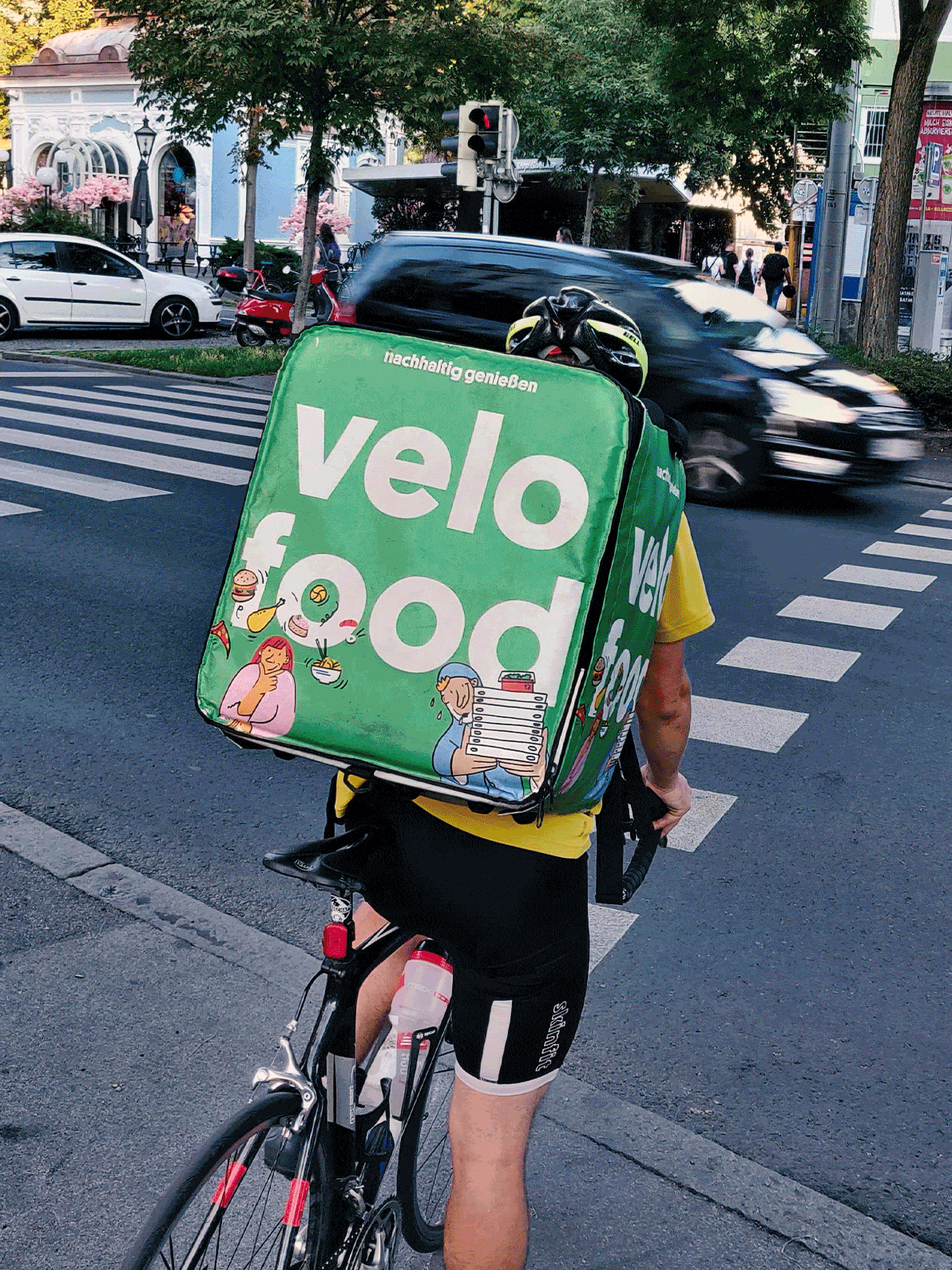 velofood_moodley_branding_gif_taschen_fahrer